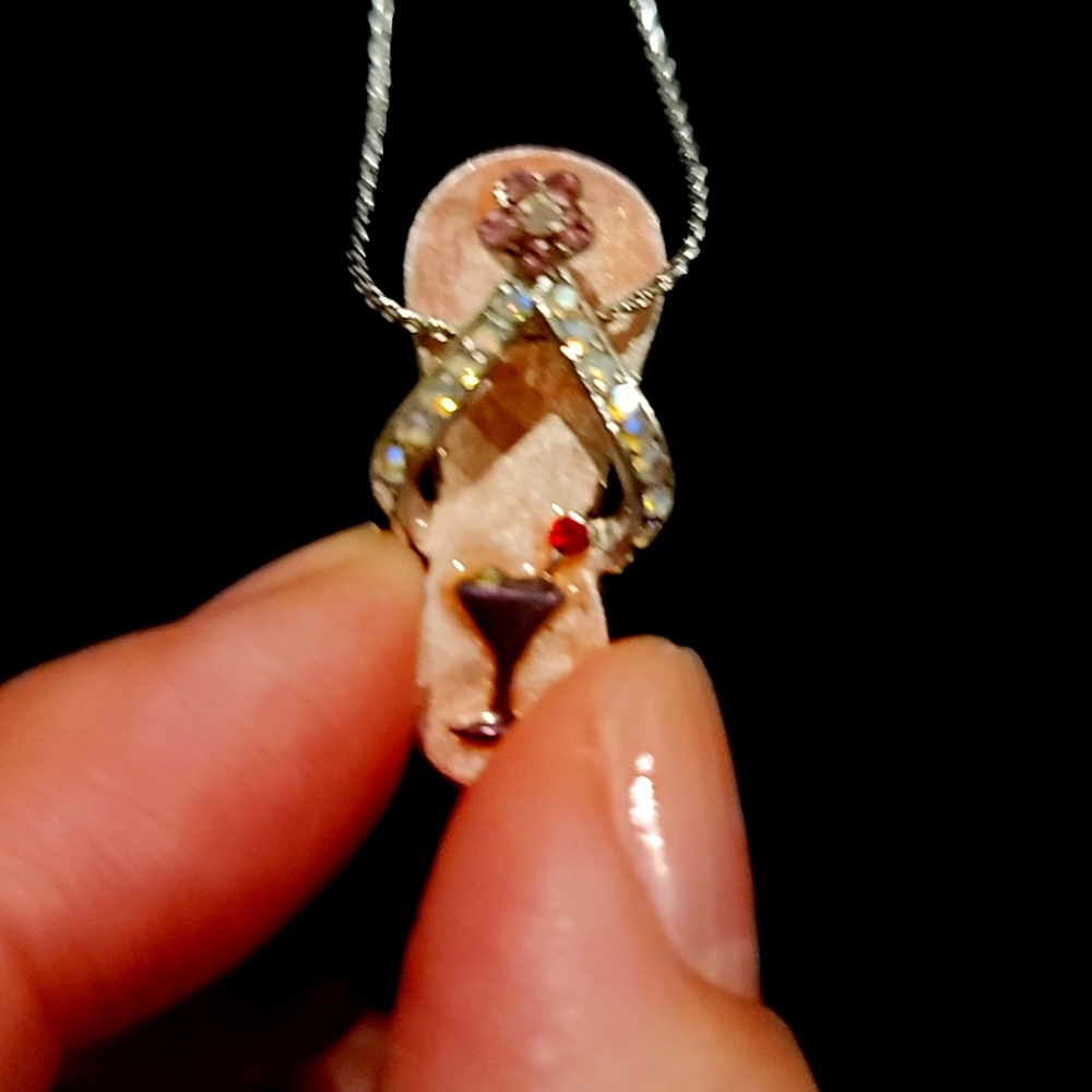 🍹Cute Flip Flop Crystal Necklace
